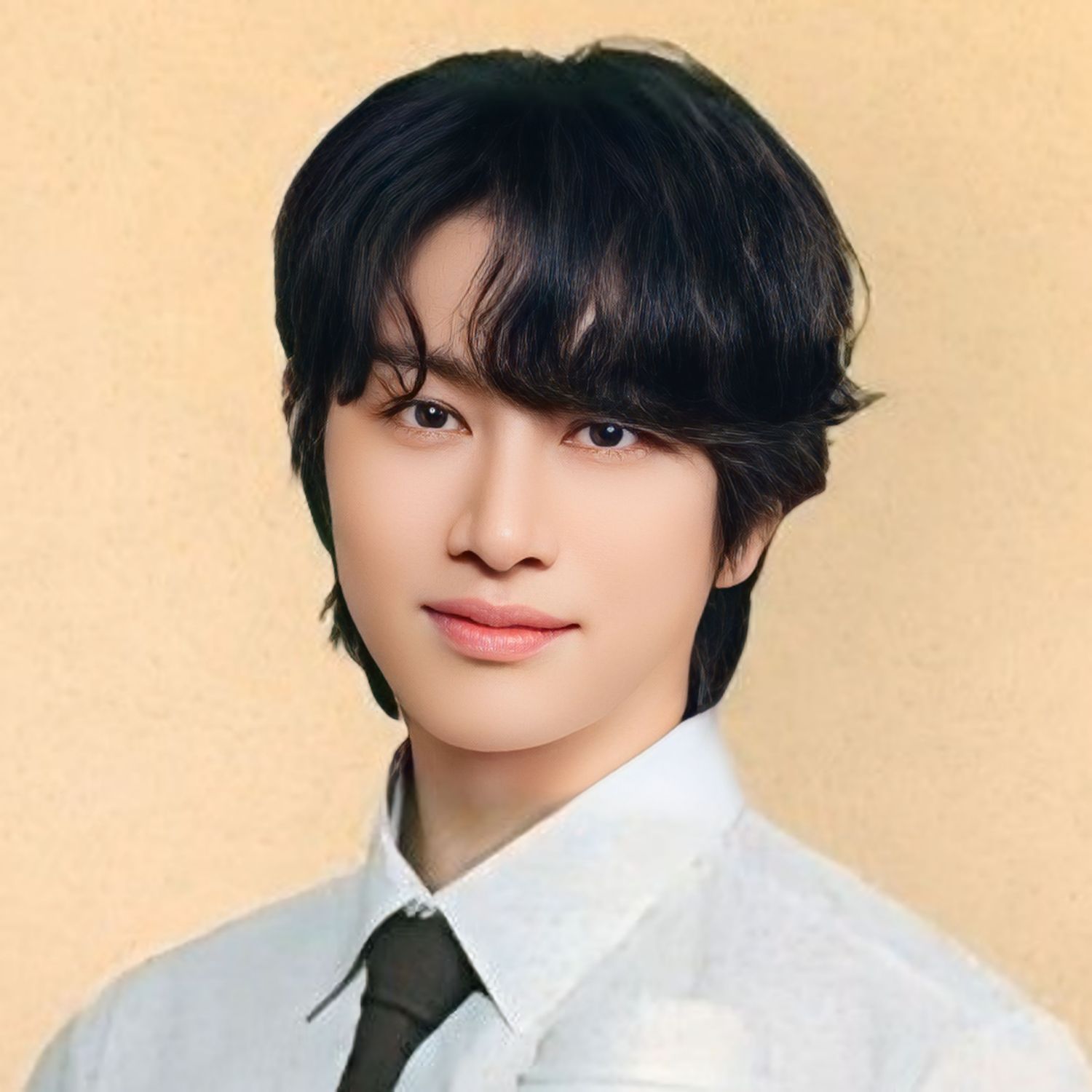 Latest photo of Heechul (Super Junior)