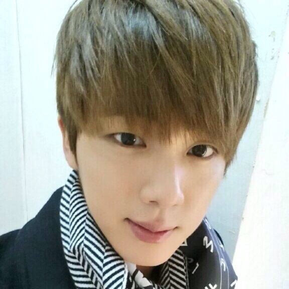 ジン (BTS)の舞台裏ショット