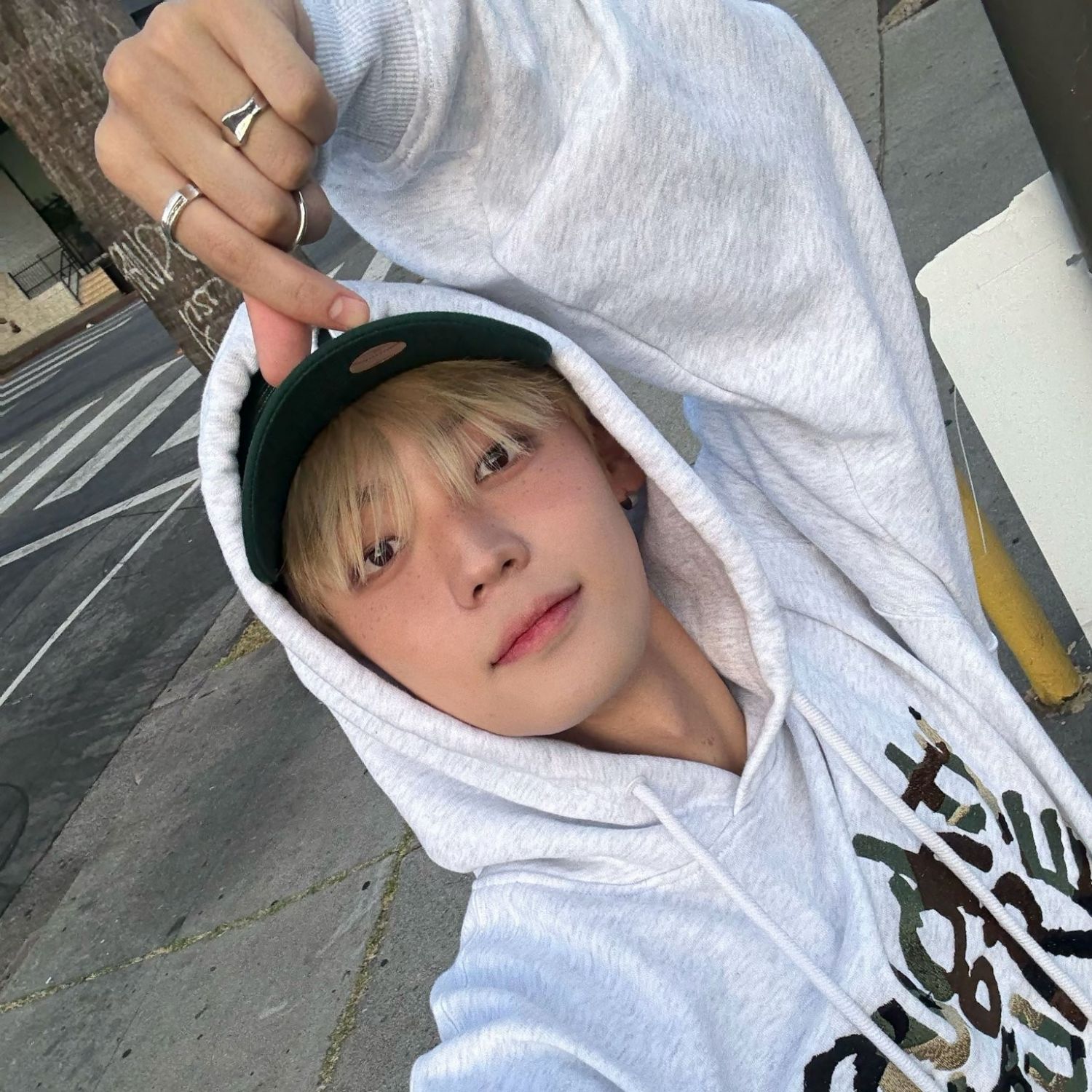 A moment captured by Chan (A.C.E)'s fan