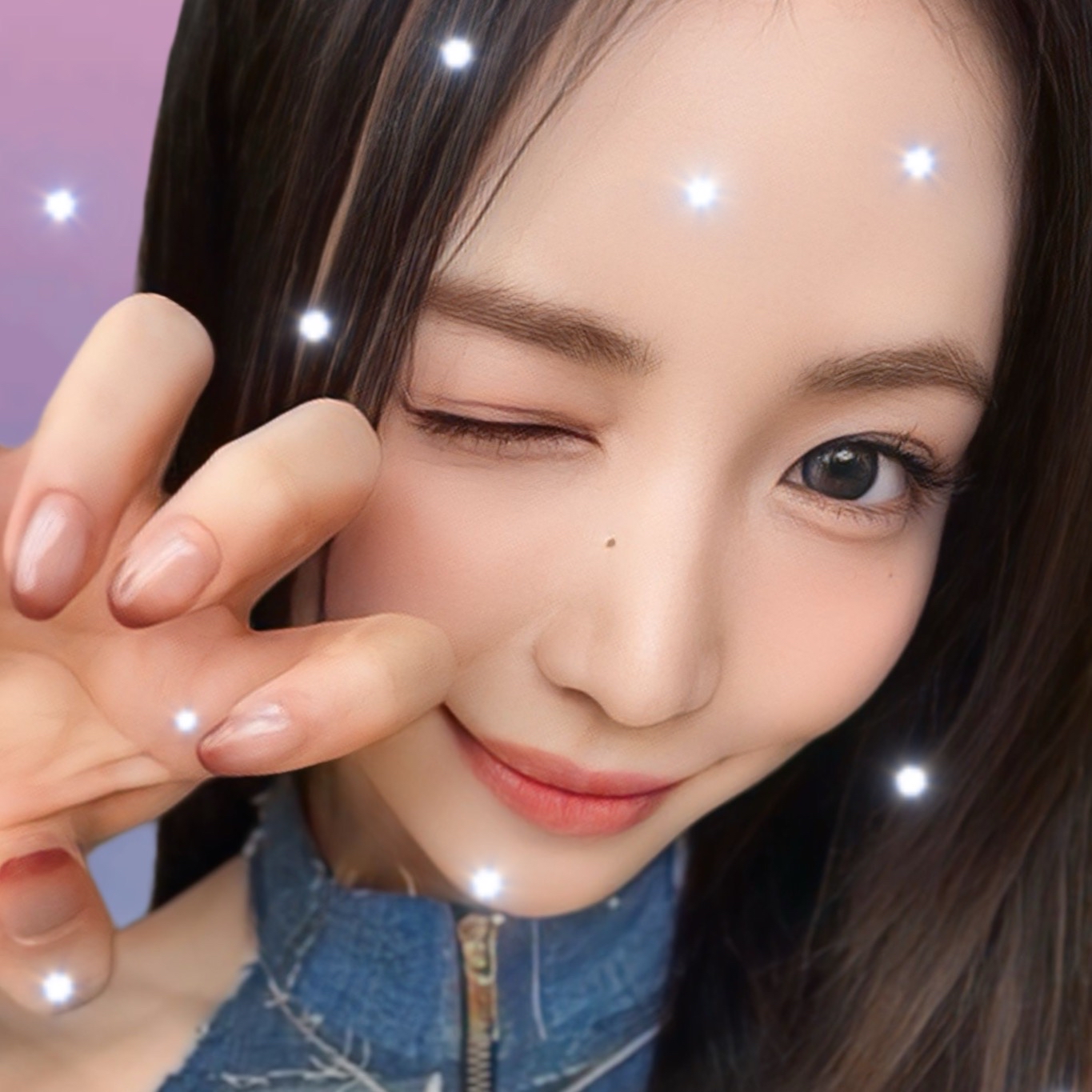 Foto aktivitas terbaru Maya (NiziU)