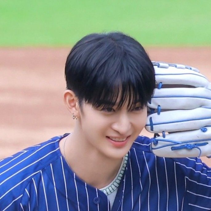 Recent activity shot of Bae Jinyoung