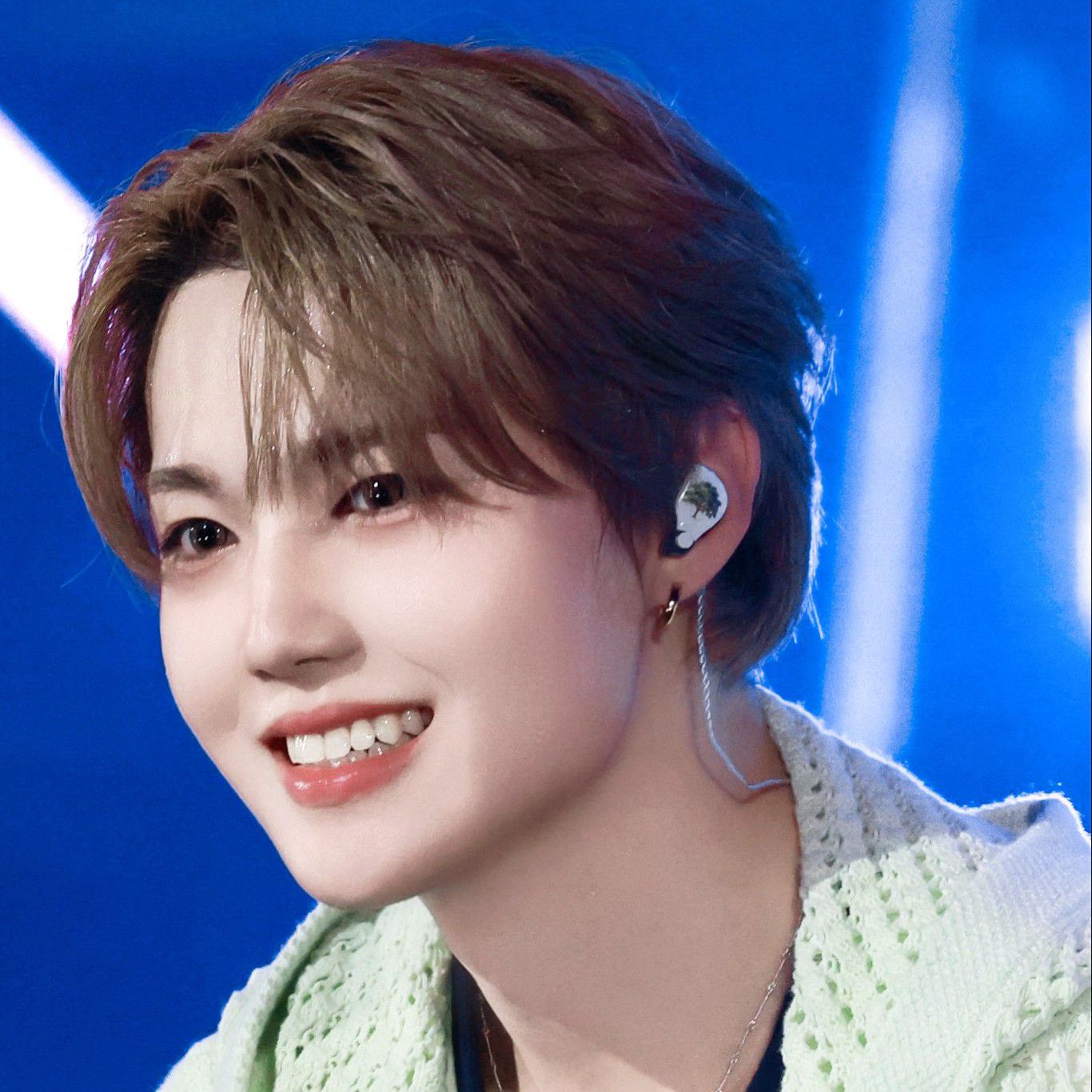 Behind-the-scenes cut of Doyoung (TREASURE)