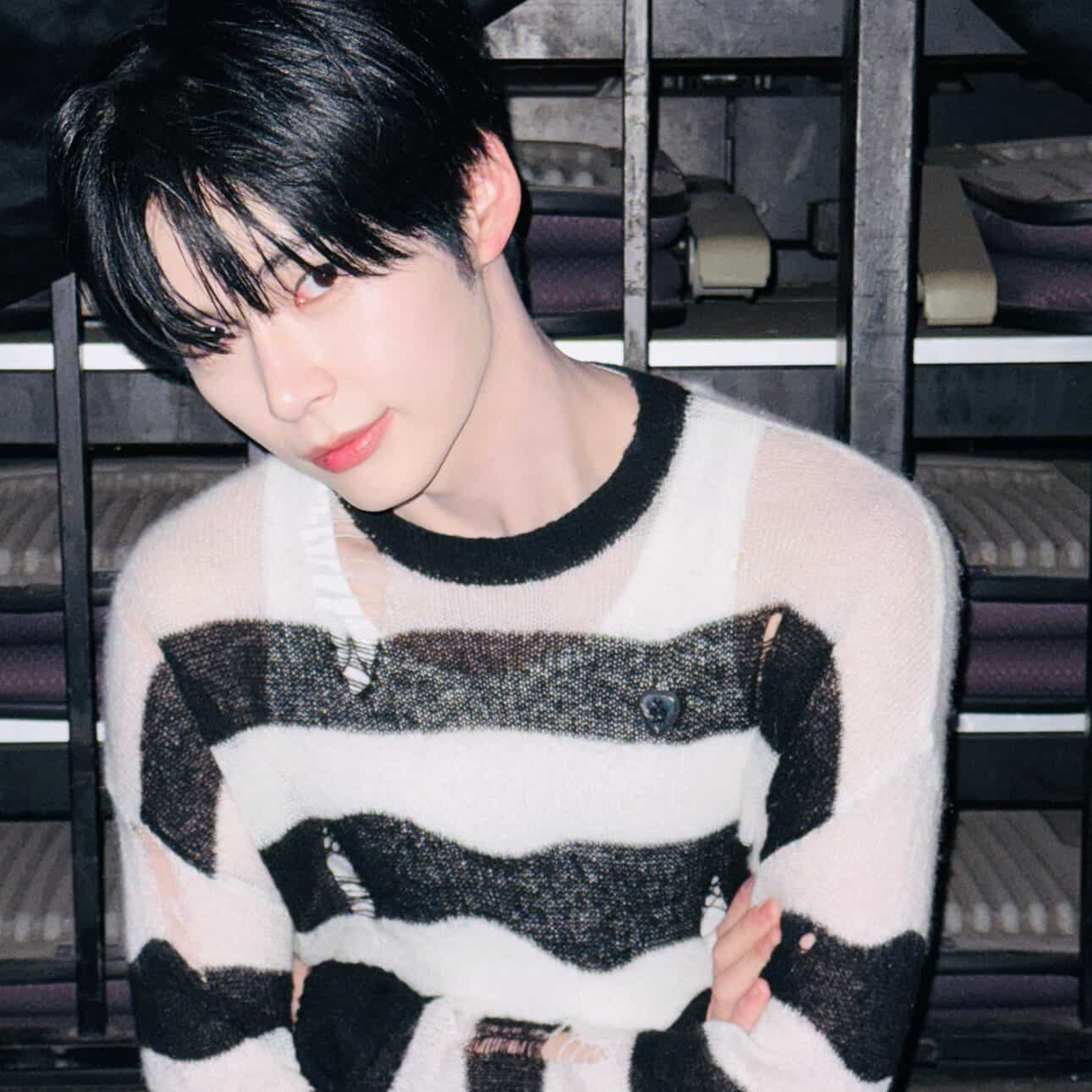 Latest photo of Sung Hanbin (ZEROBASEONE)