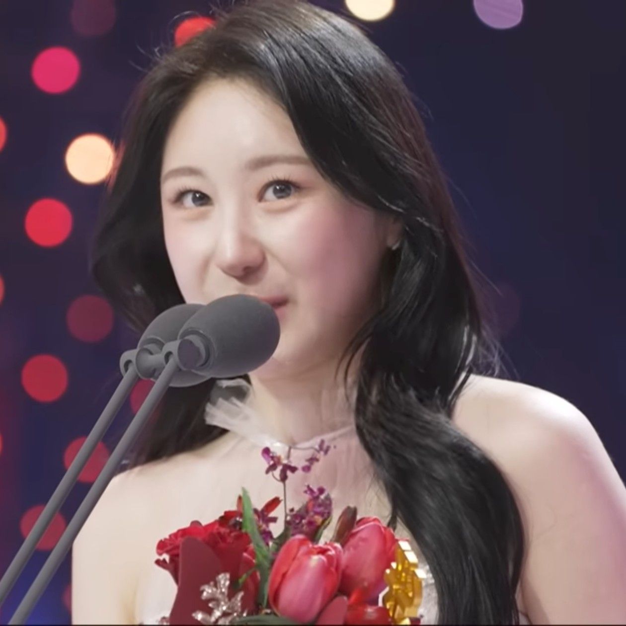 이채연의 비하인드 컷