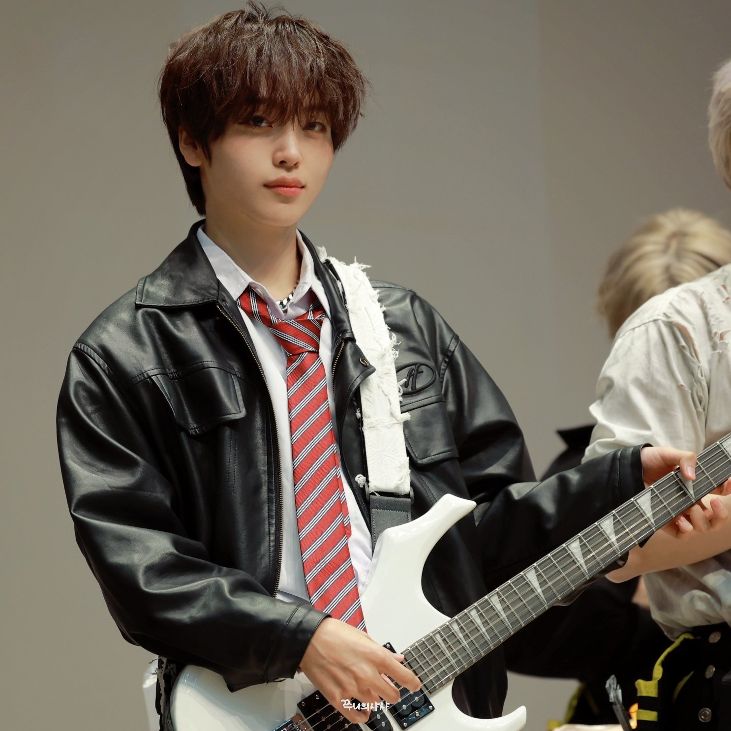 ヒョンジュン (CRAVITY)の最新写真