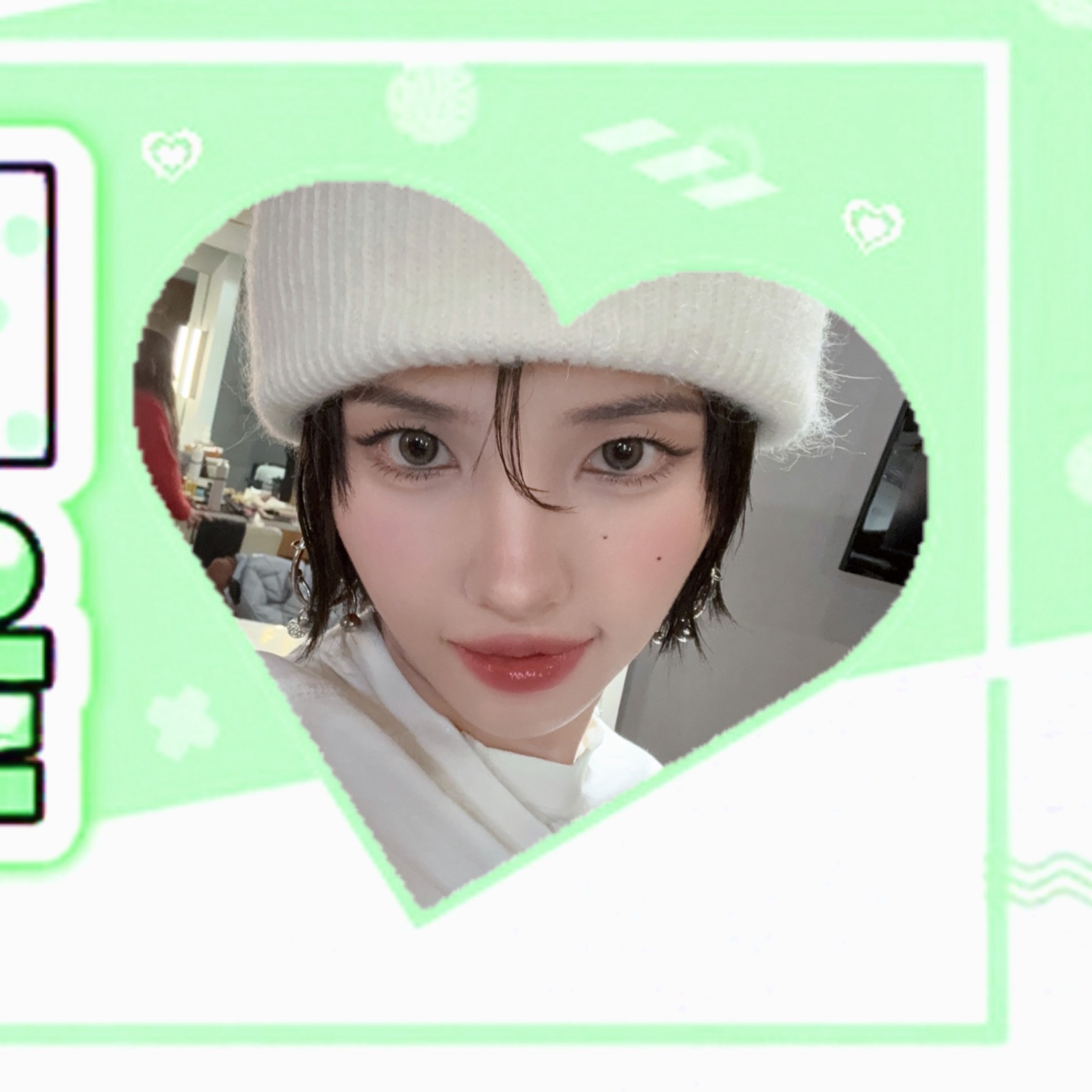 Latest photo of Soyeon (i-dle)