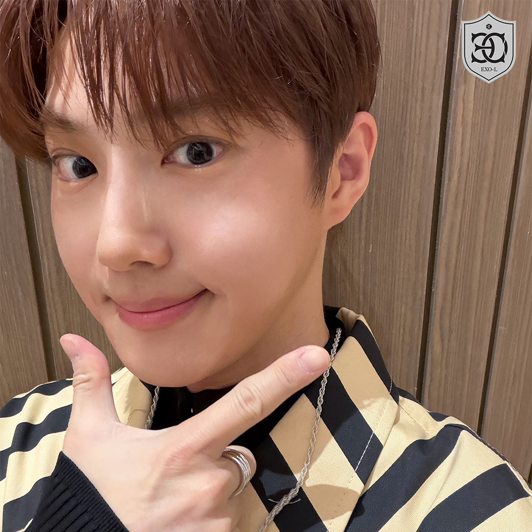 A moment captured by Suho (EXO)'s fan