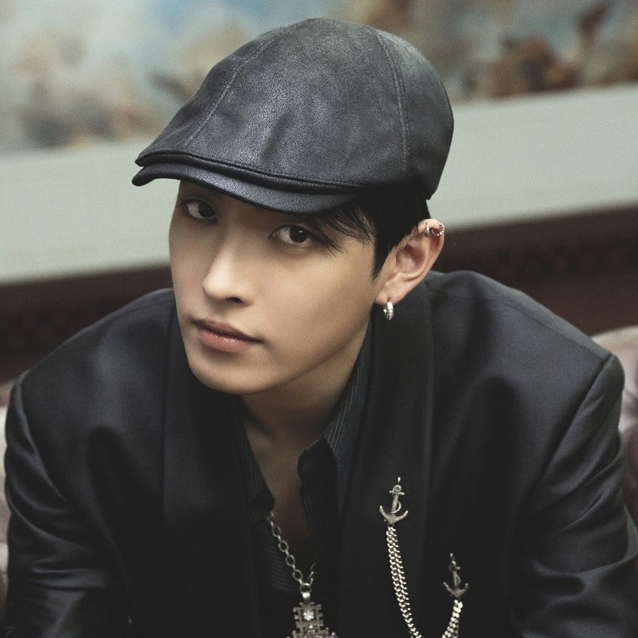 Recent activity shot of Hongjoong (ATEEZ)