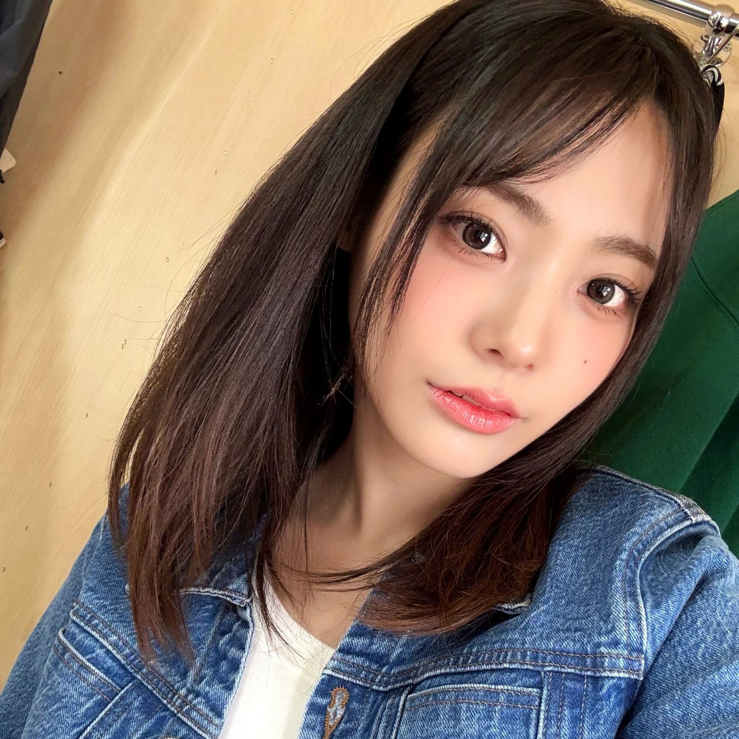 始燕 (QWER)的最新照片