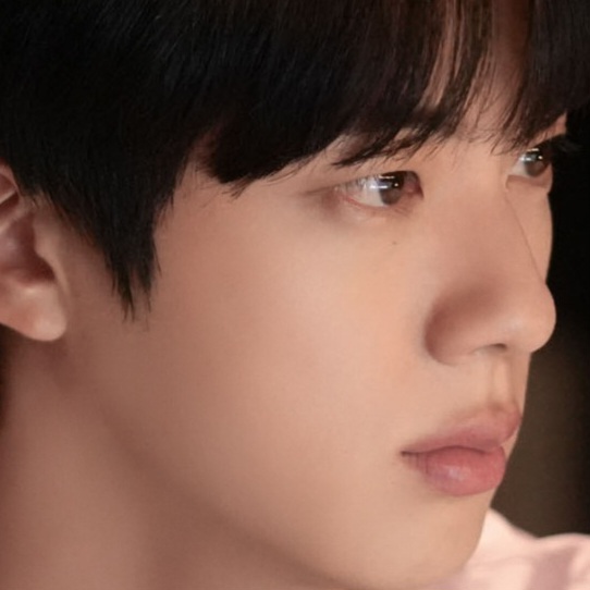 진 (방탄소년단)의 비하인드 컷