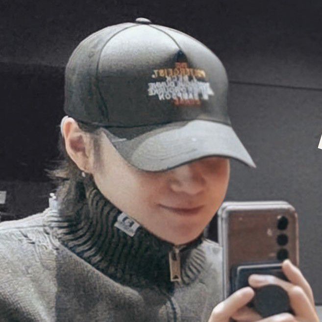 Behind-the-scenes cut of SUGA (BTS)