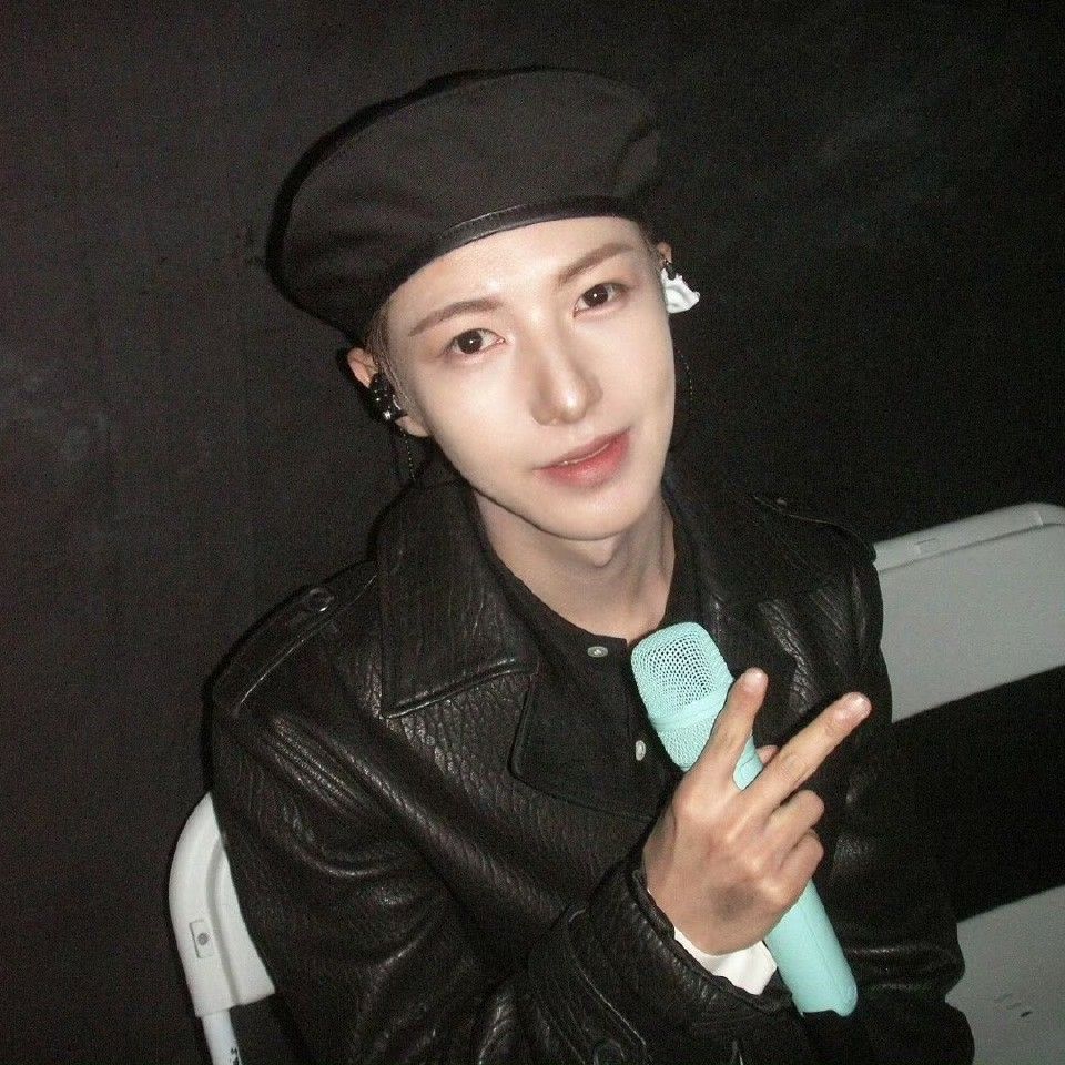 ロンジュン (NCT DREAM)の最新写真