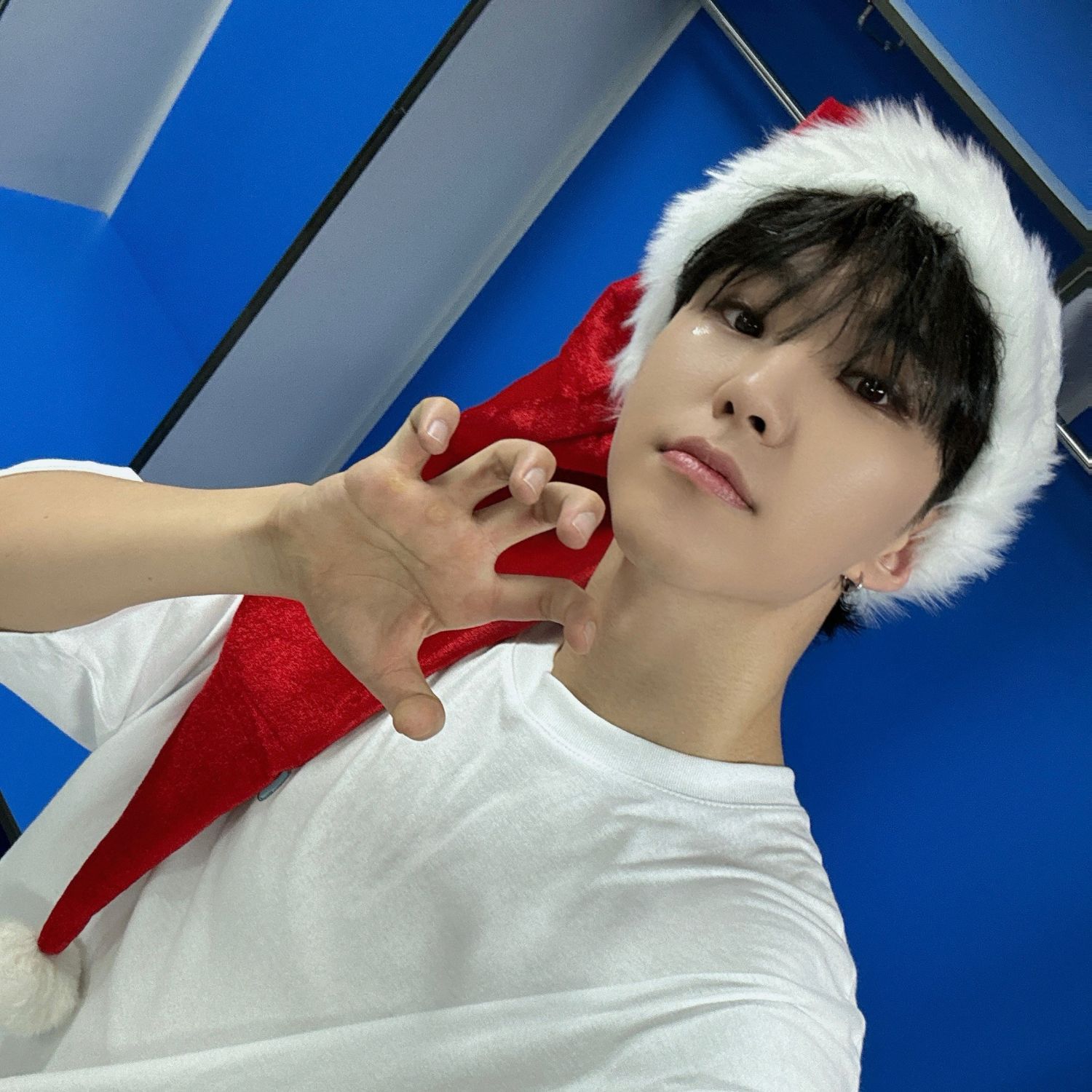 Latest photo of Hoshi (SEVENTEEN)