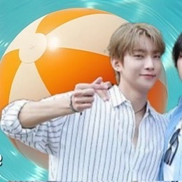 A moment captured by B1A4's fan