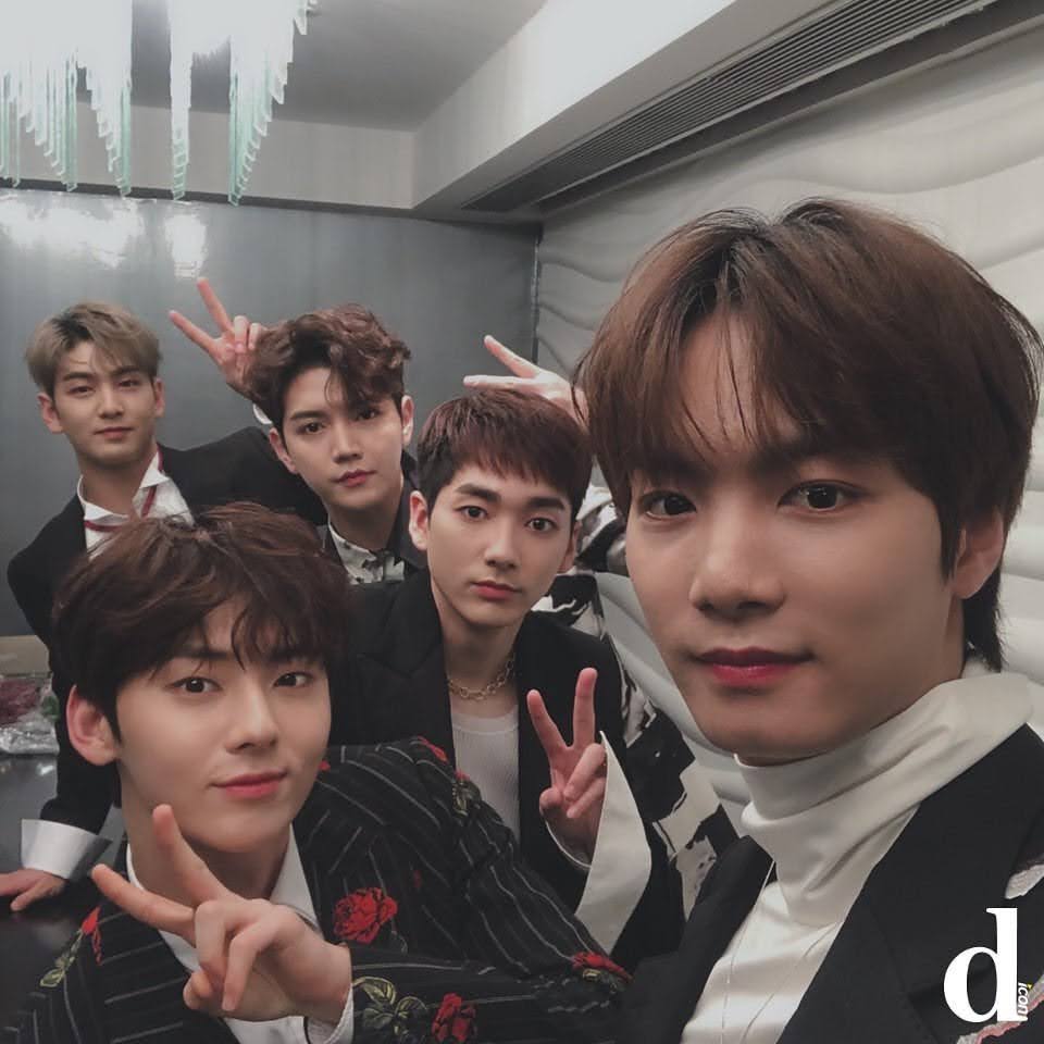 Latest photo of NU'EST