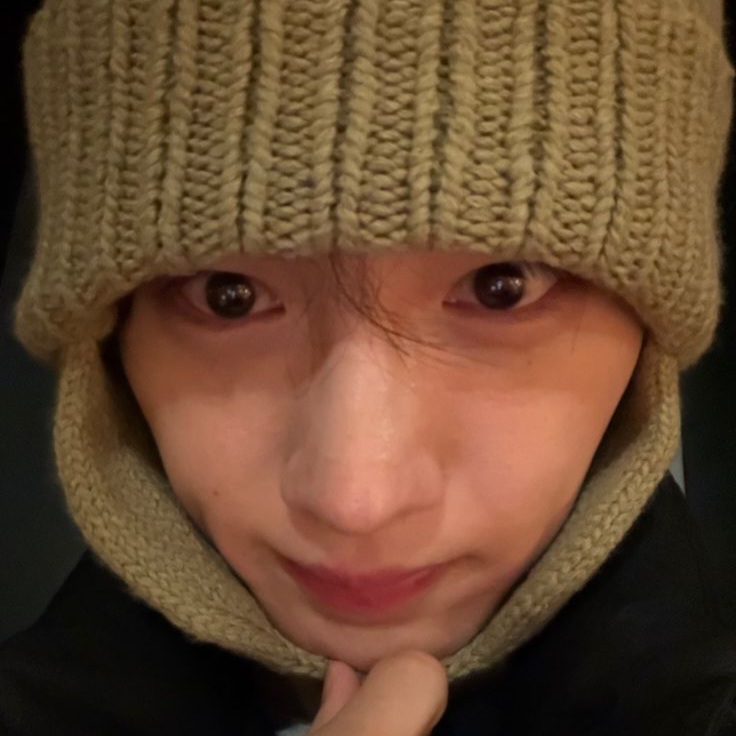 A moment captured by Hyunsuk (CIX)'s fan