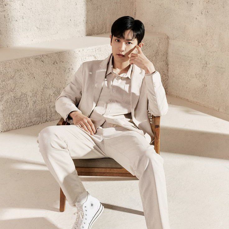 Latest photo of Chanyeol (EXO)