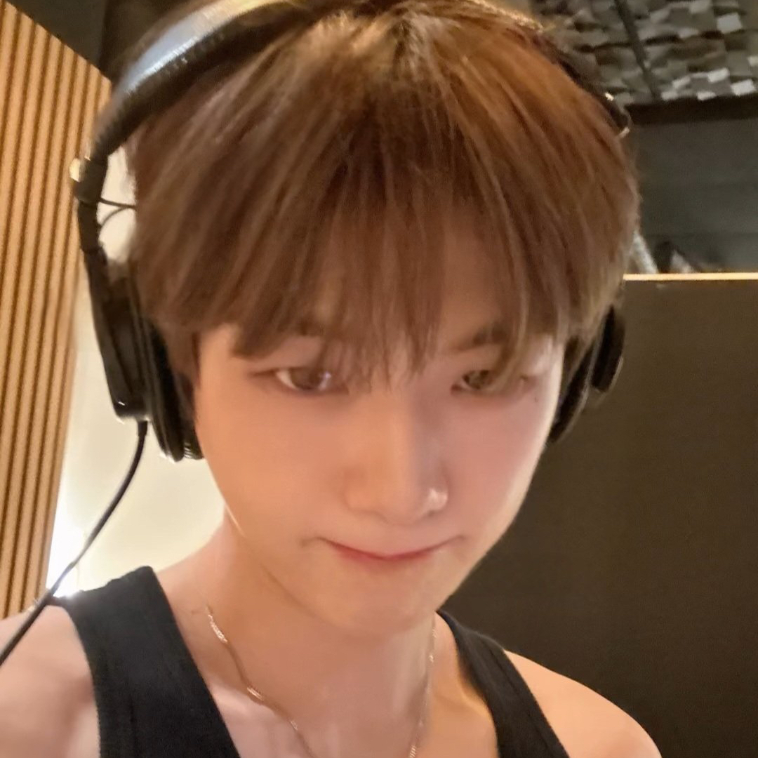Latest photo of Kang Daniel