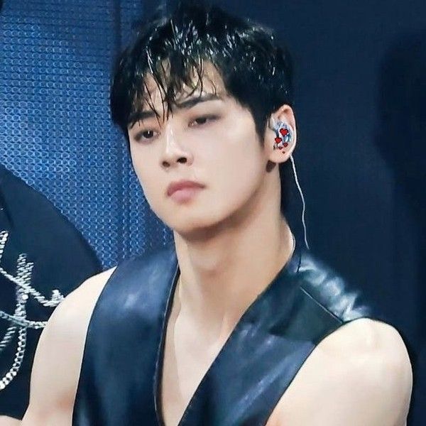 Behind-the-scenes cut of Eunwoo (ASTRO)