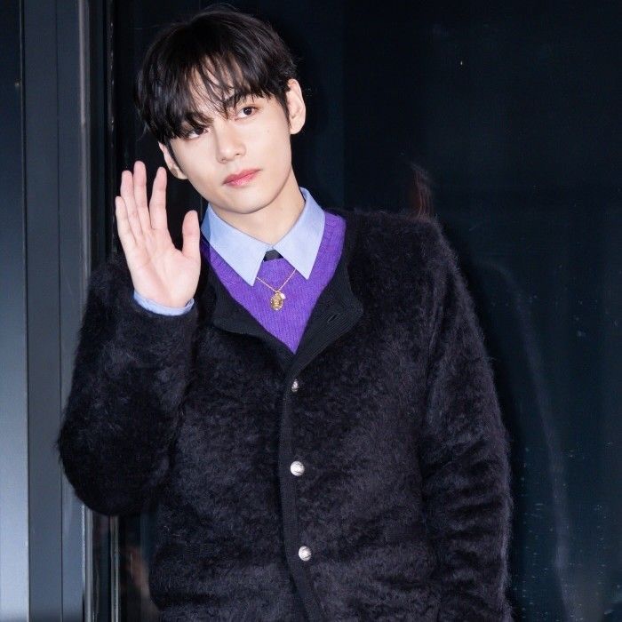 Latest photo of V (BTS)