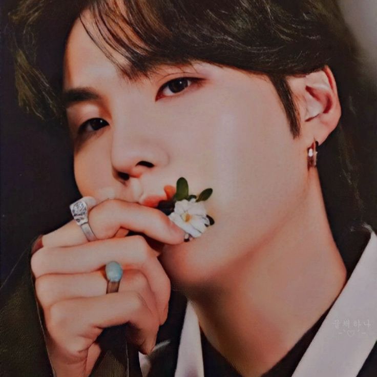 슈가 (방탄소년단) 최근 활동샷