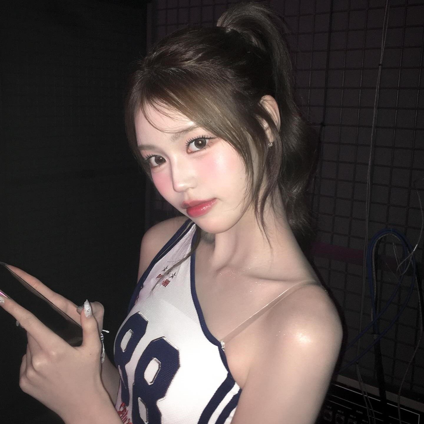 チョン・セビ (izna)の最新写真