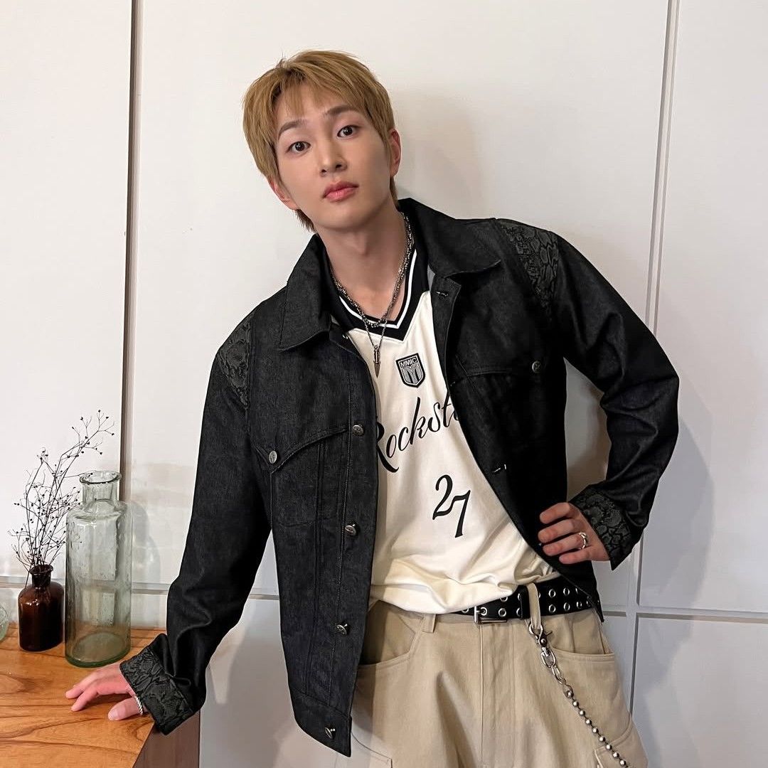 Recent activity shot of Onew (SHINee)