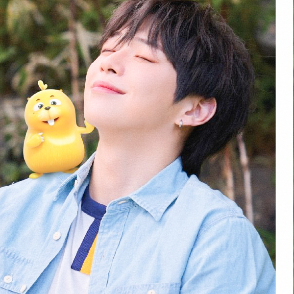 A moment captured by Kang Daniel's fan