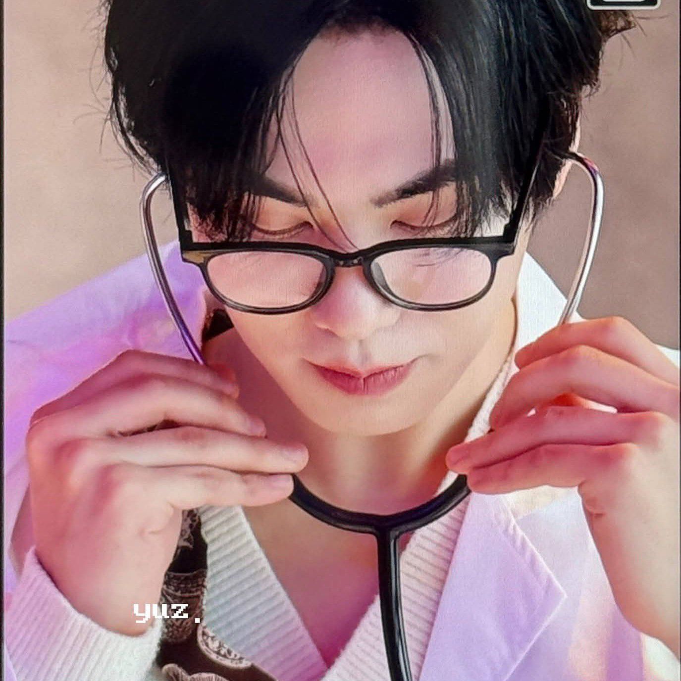 A moment captured by Rocky's fan