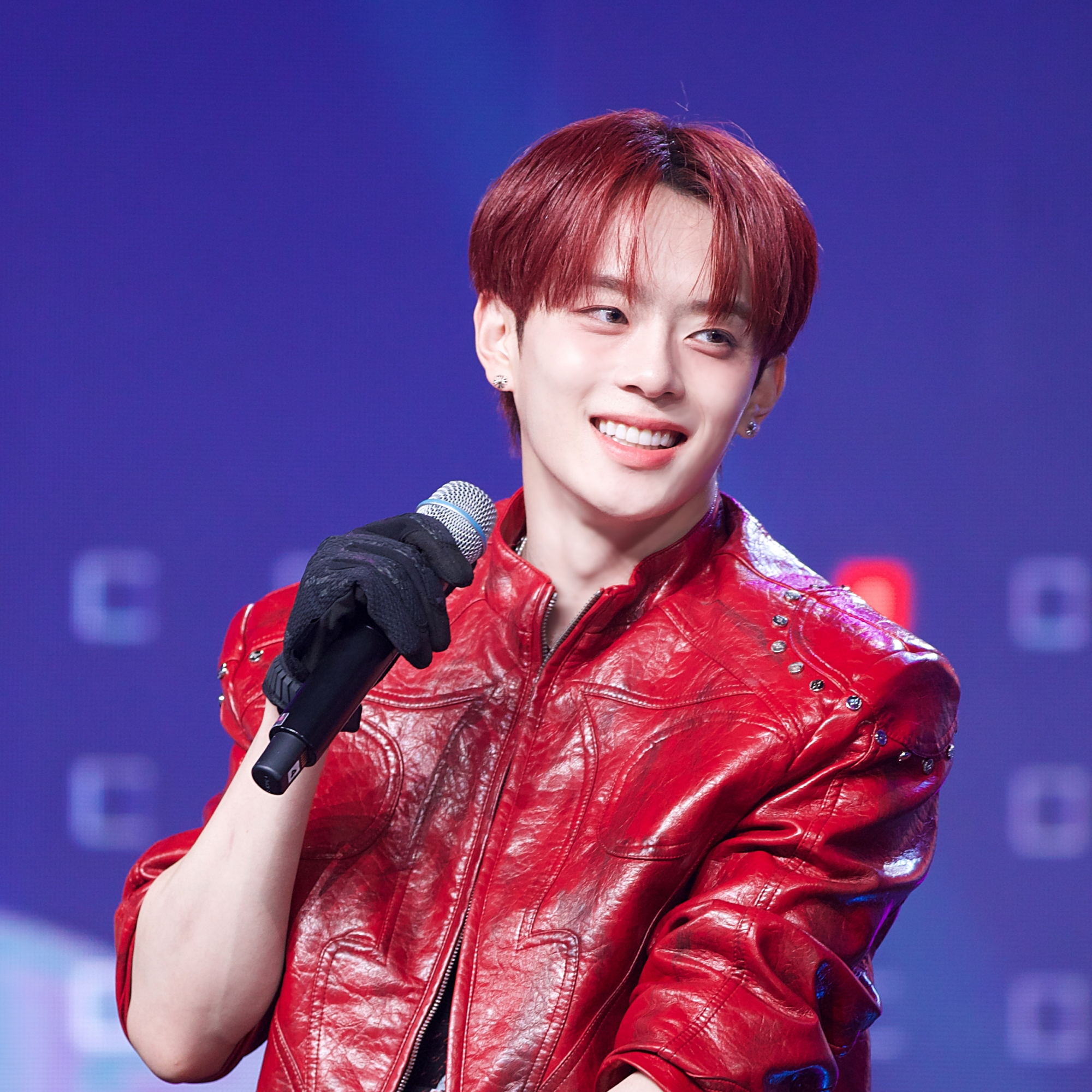 A moment captured by Kangmin (VERIVERY)'s fan