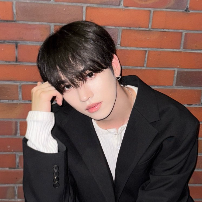 Recent activity shot of Hanjun (n.SSign)