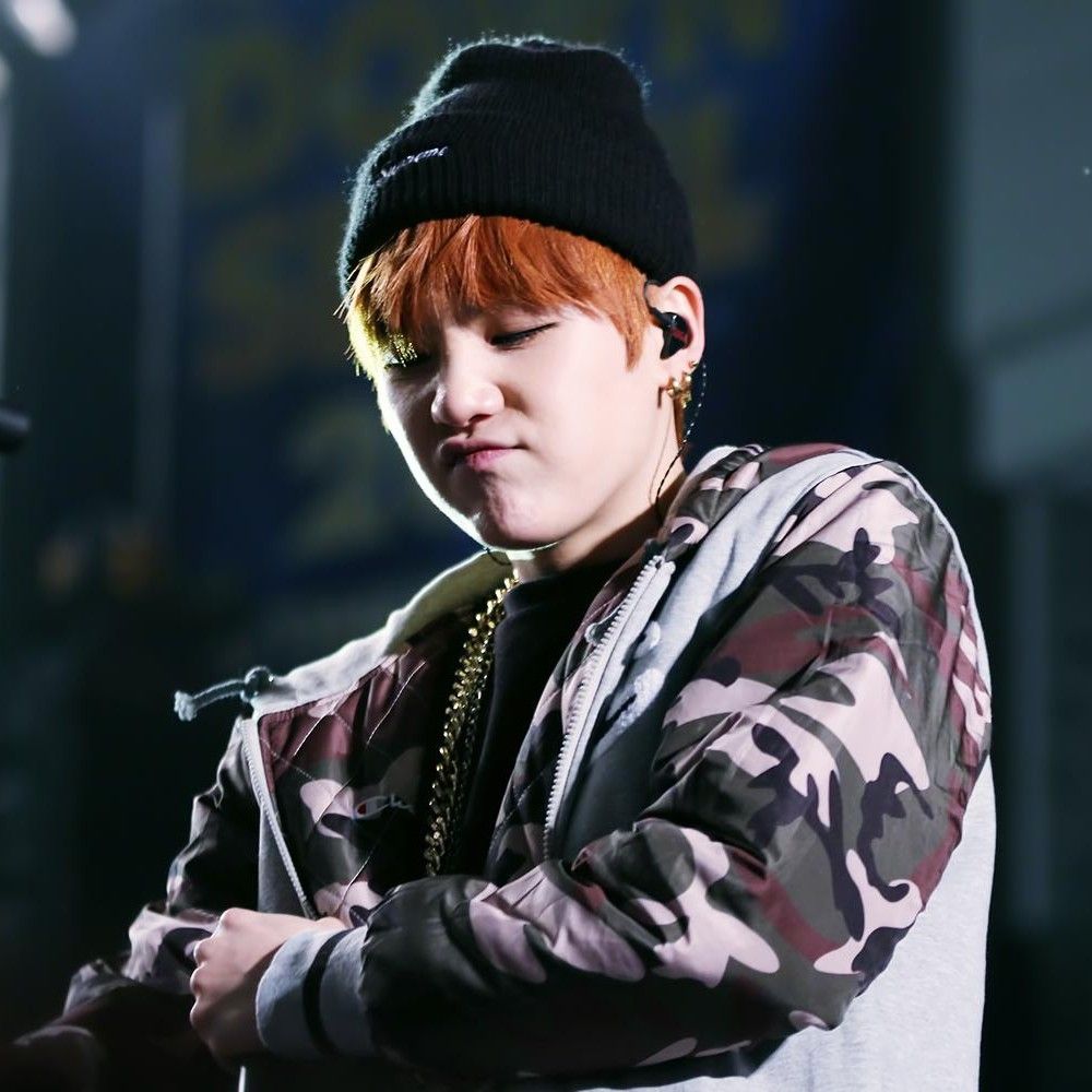 Potret di balik layar SUGA (BTS)