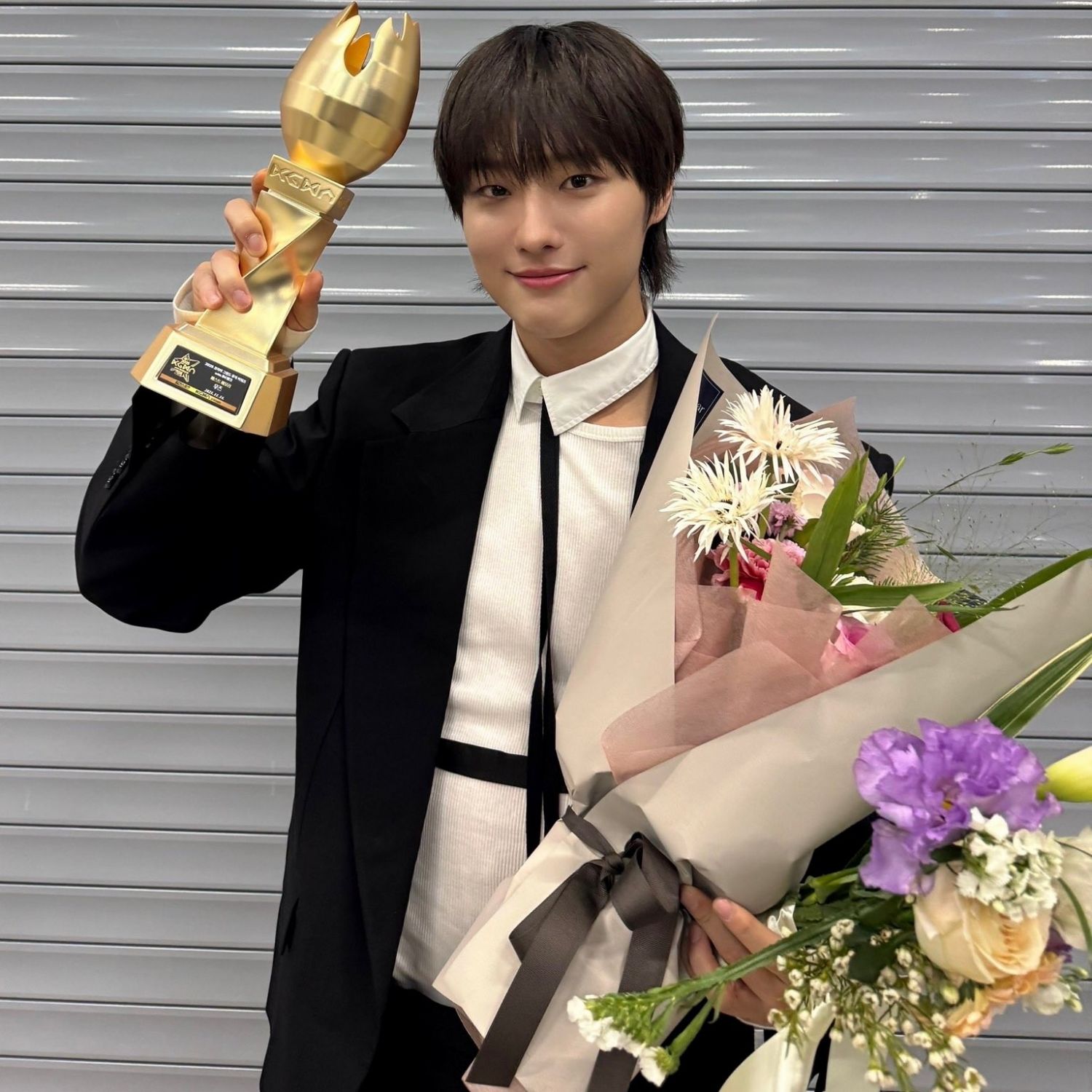 Behind-the-scenes cut of WOODZ