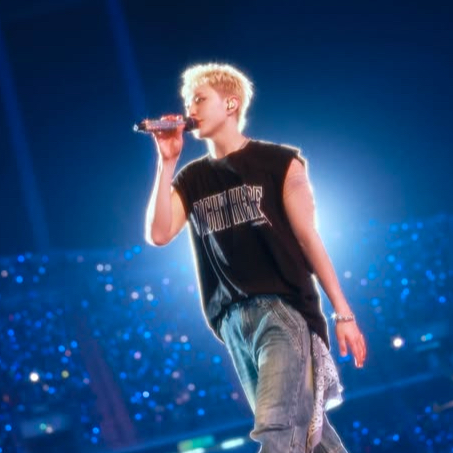 Foto terbaru Hoshi (SEVENTEEN)