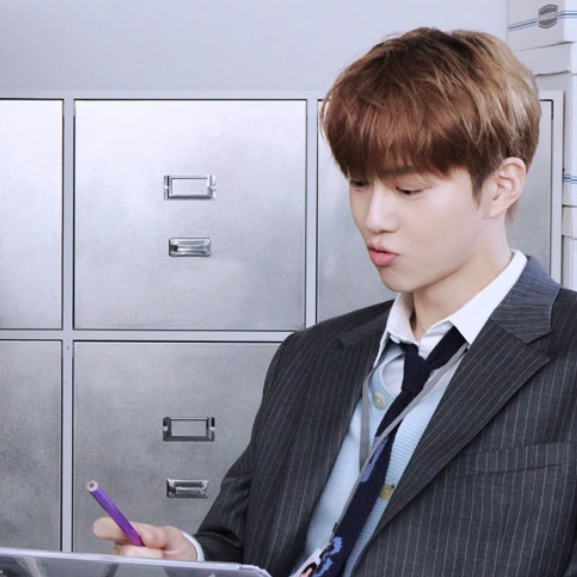 Latest photo of Suho (EXO)