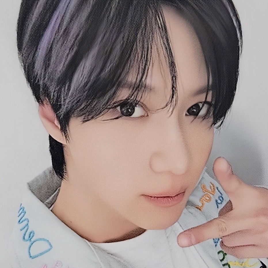 Behind-the-scenes cut of Taemin (SHINee)