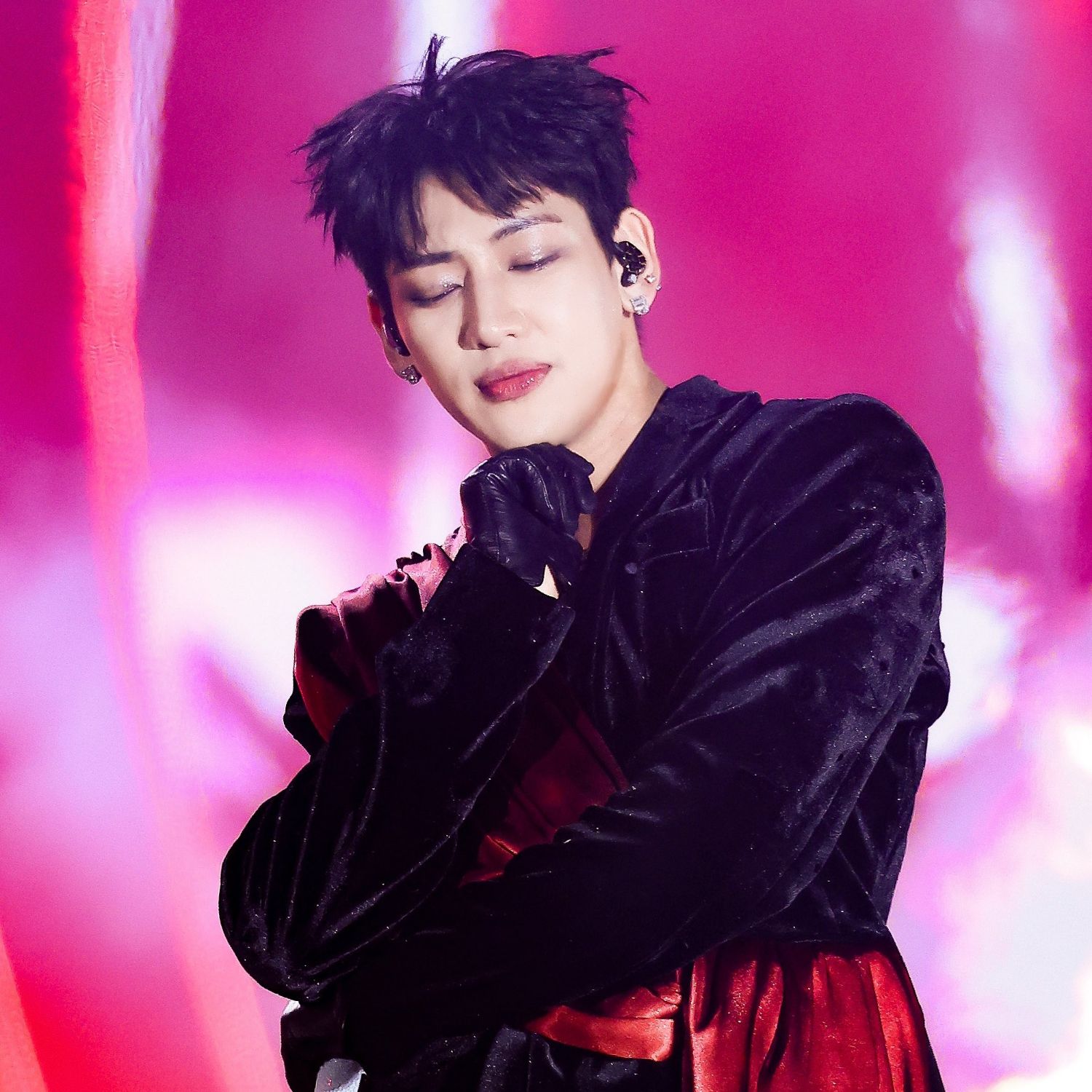 Latest photo of Bambam (GOT7)