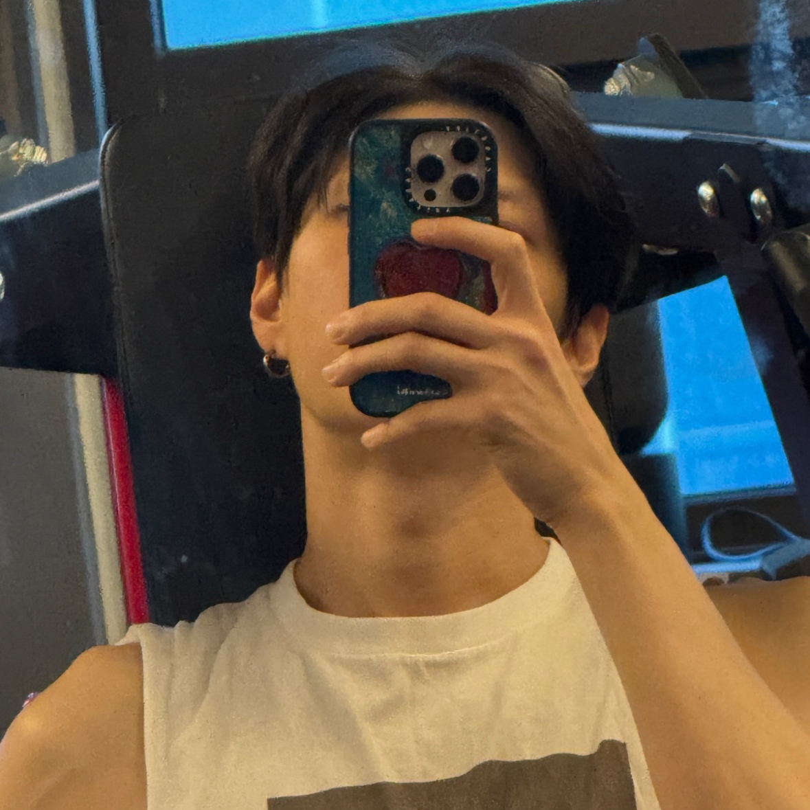 Feed komunitas K-pop terpanas hari ini