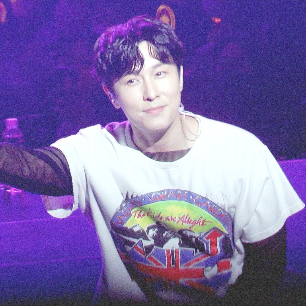 Behind-the-scenes cut of Kim Dongwan (SHINHWA)