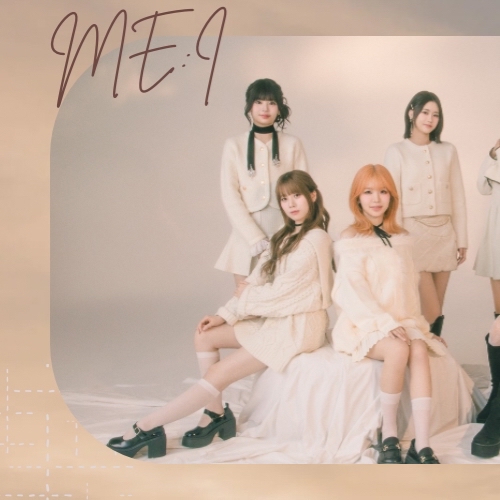 A moment captured by ME:I's fan