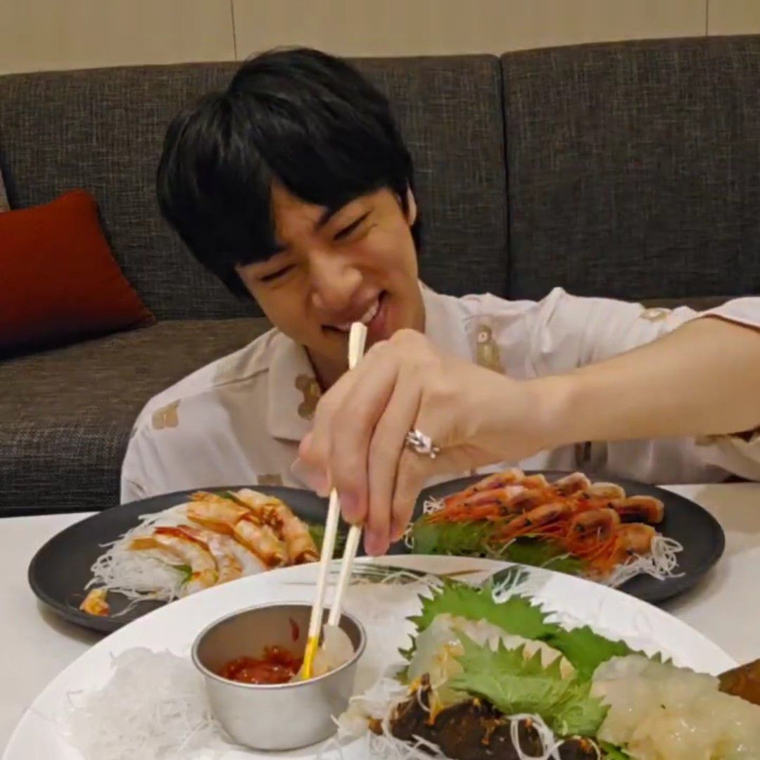 A moment captured by Jin (BTS)'s fan