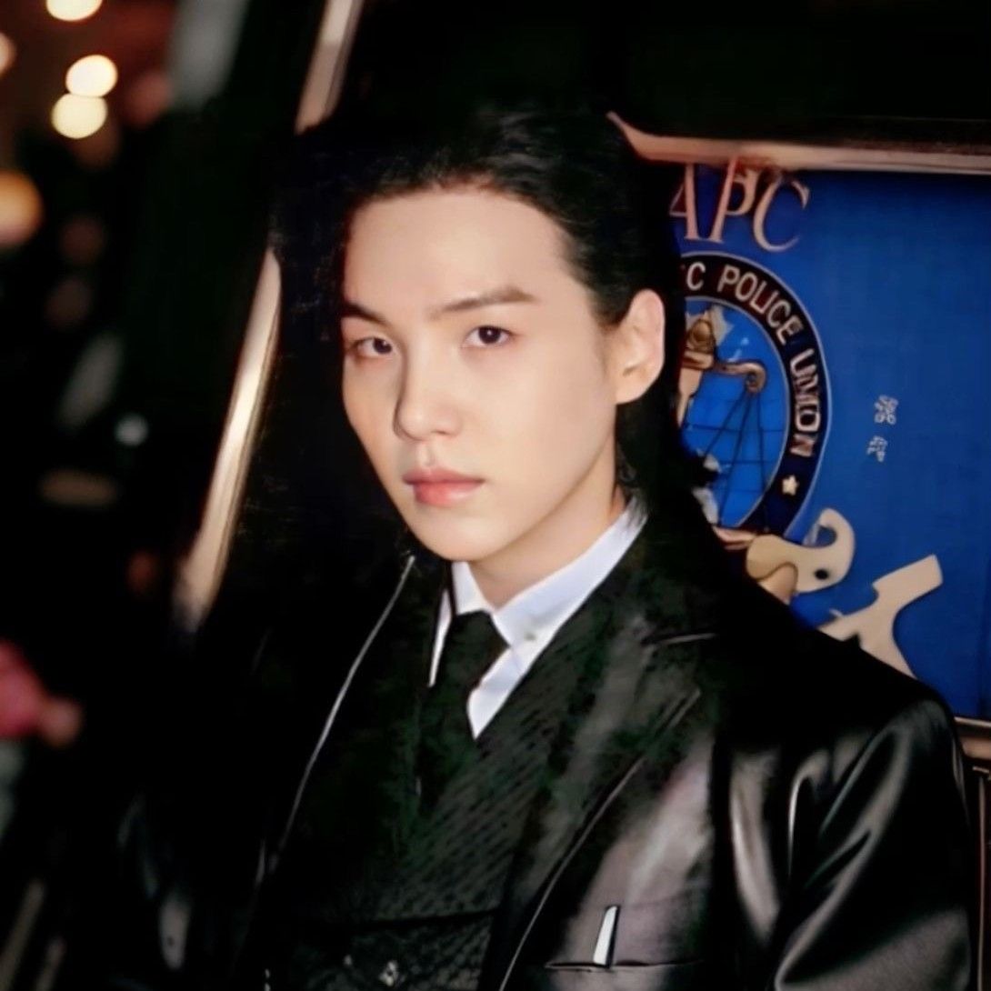 SUGA (防彈少年團)的幕後花絮