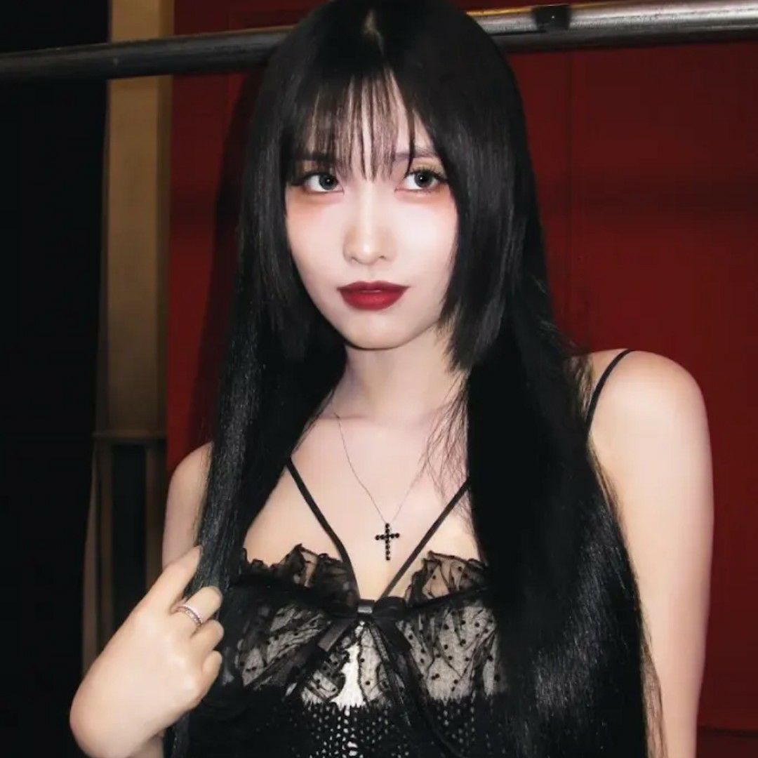 모모 (TWICE)의 최신 사진