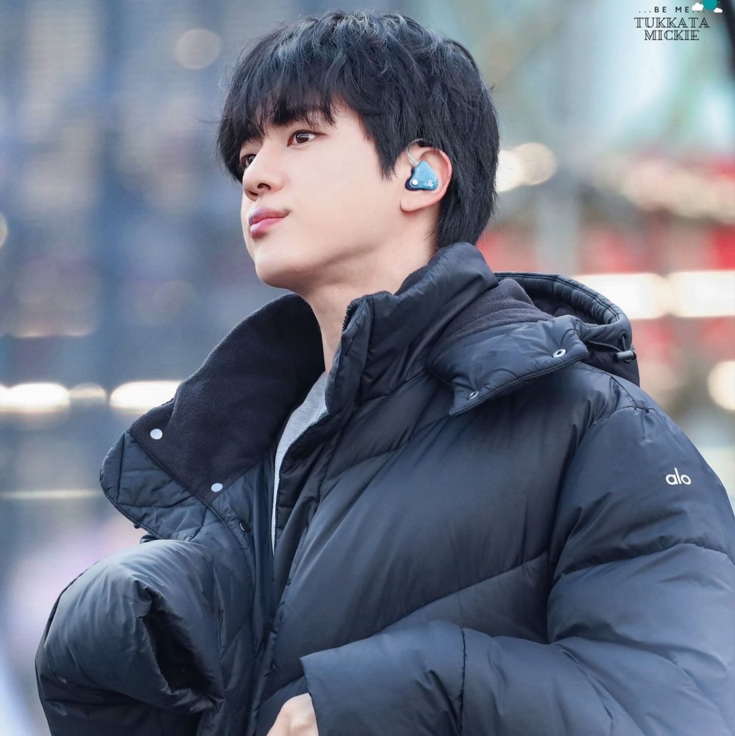 Momen yang diabadikan oleh penggemar Jin (BTS)