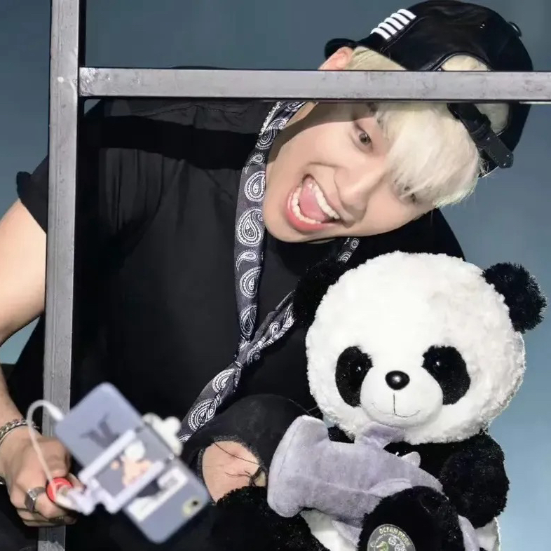 Latest photo of Seungri