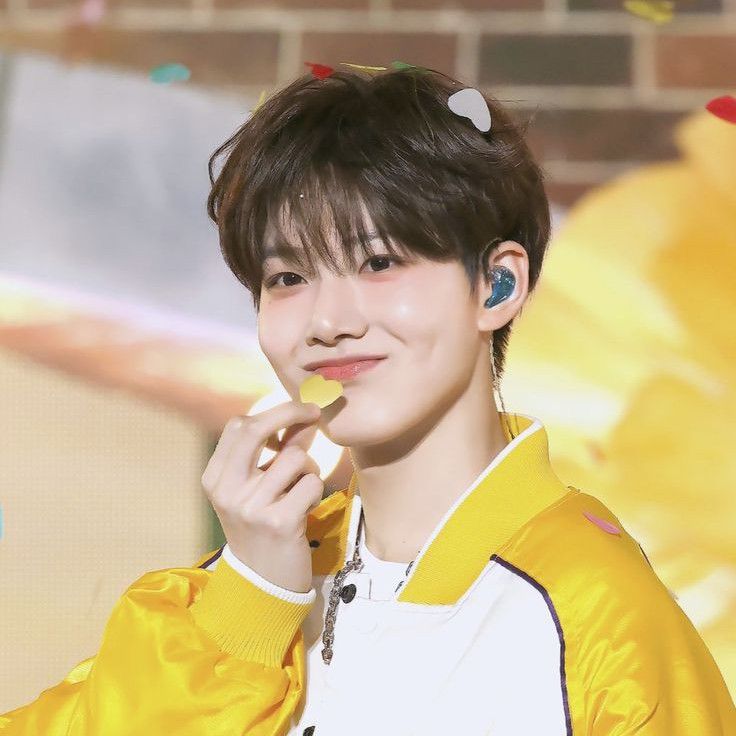 Latest photo of Junkyu (TREASURE)