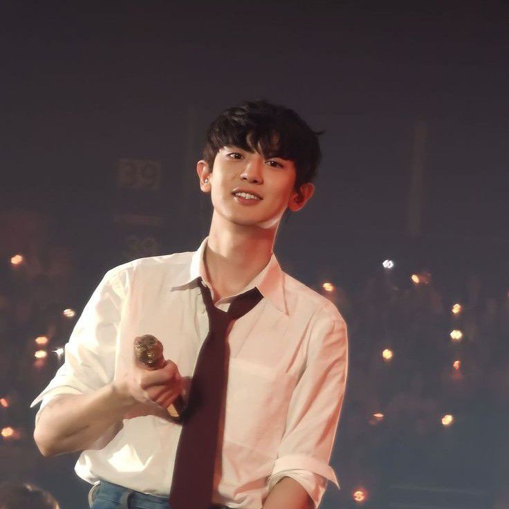 찬열 (EXO)의 비하인드 컷