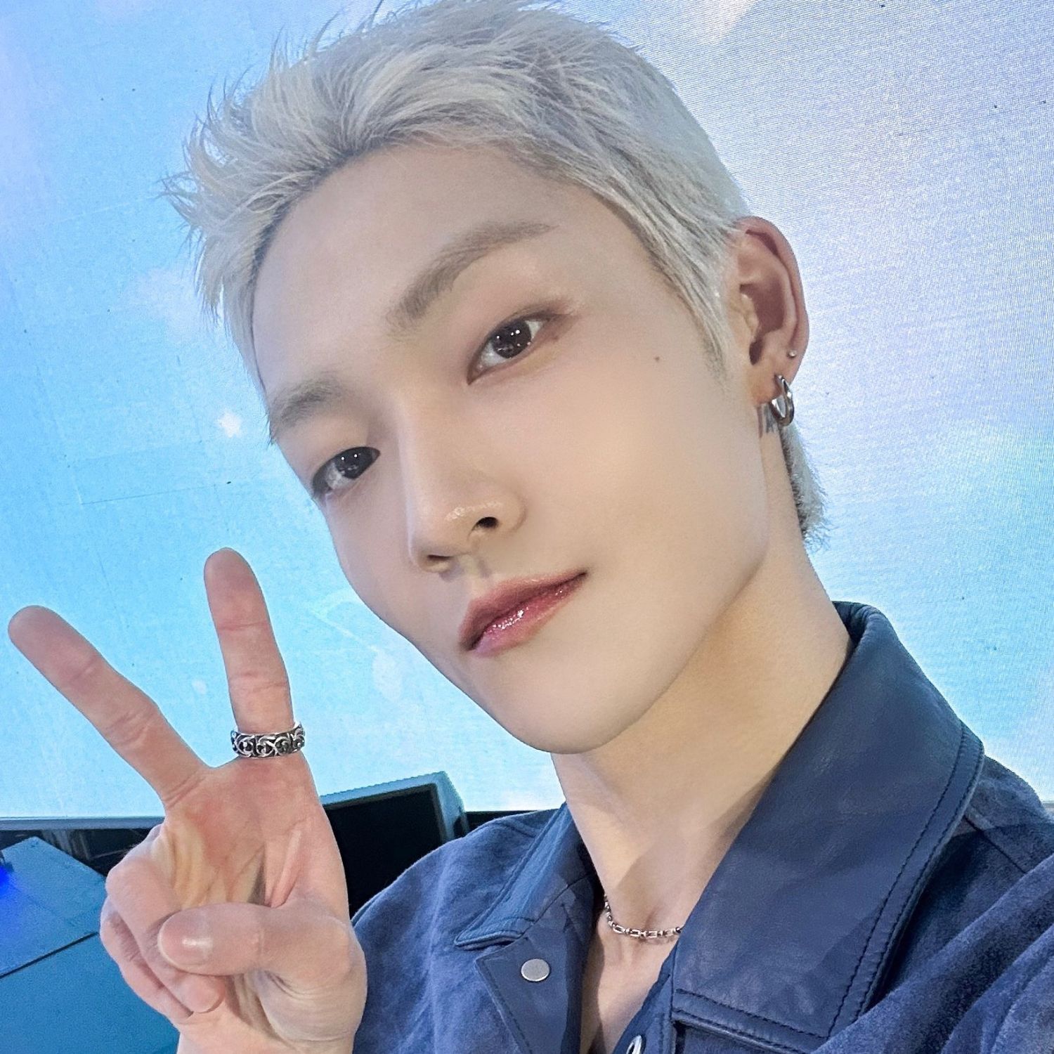 Latest photo of Kevin (THE BOYZ)