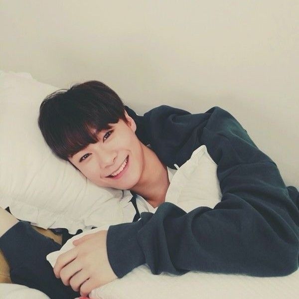 Recent activity shot of Moonbin (ASTRO)