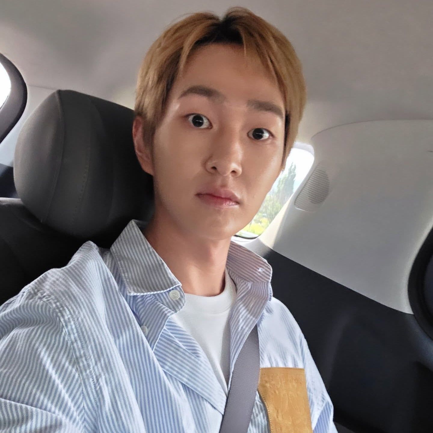 Behind-the-scenes cut of Onew (SHINee)
